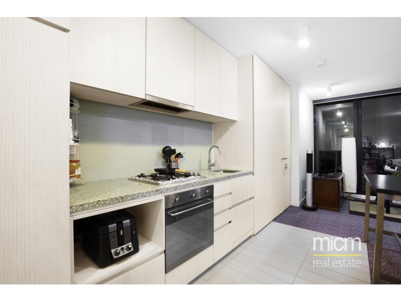 329/673 La Trobe Street, Docklands VIC 3008