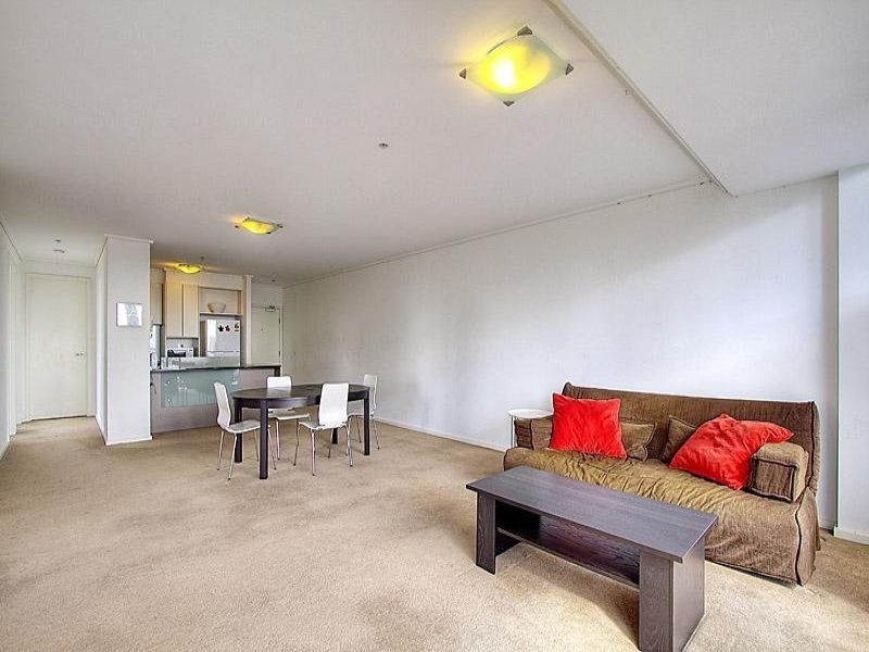 REF 24088/173 City Road, Southbank VIC 3006