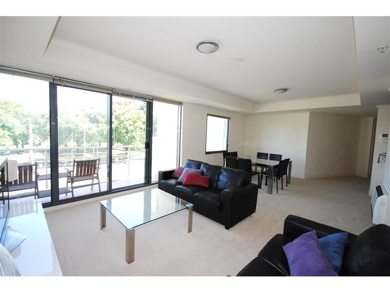 REF 24089/299 Spring Street, Melbourne VIC 3000