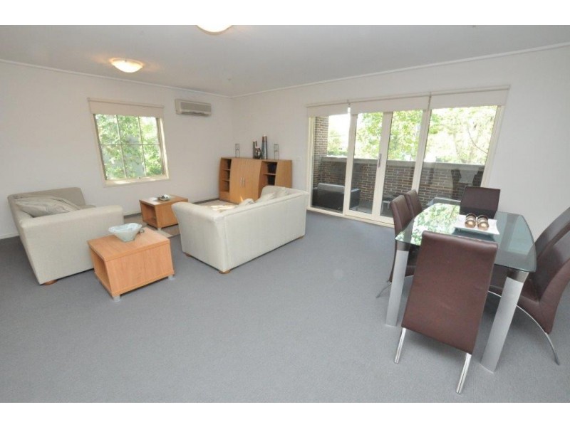 14/135 Brighton Road, Elwood VIC 3184