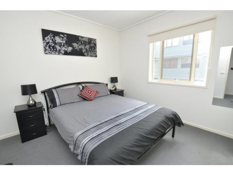 14/135 Brighton Road, Elwood VIC 3184