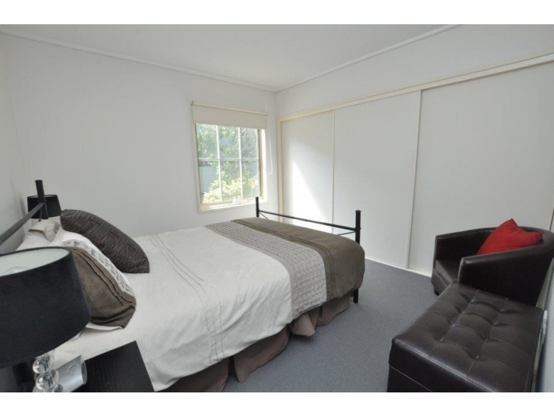 14/135 Brighton Road, Elwood VIC 3184