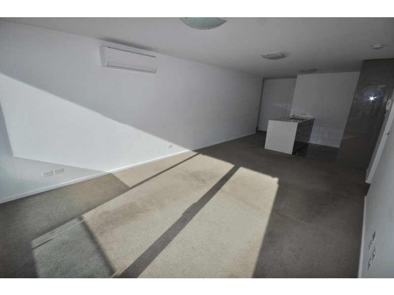 REF 24091/241 City Road, Southbank VIC 3006