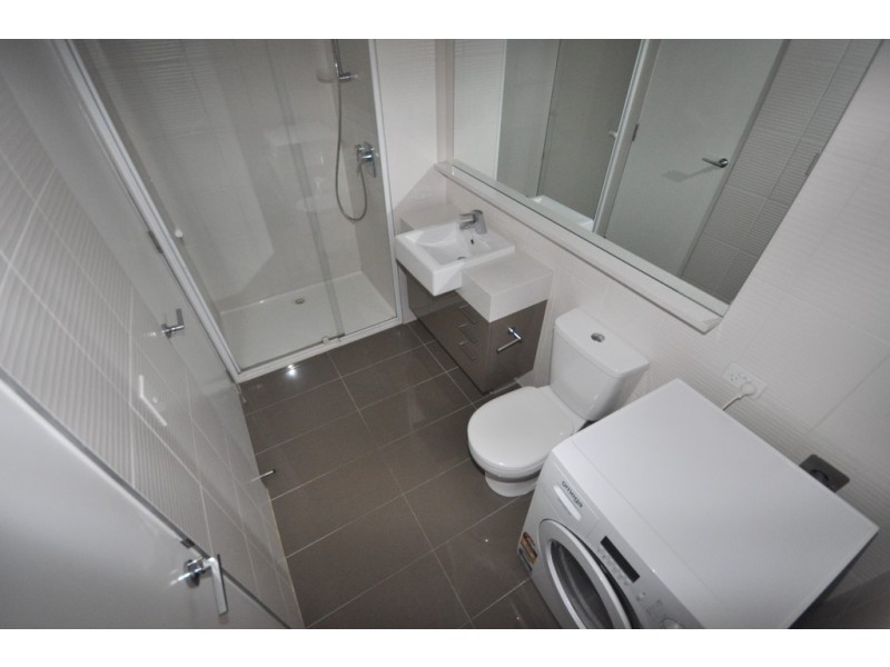 REF 24091/241 City Road, Southbank VIC 3006