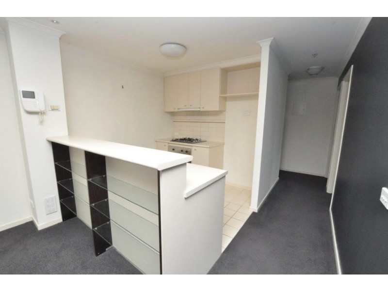 REF 24093/88 Park Street, South Melbourne VIC 3205