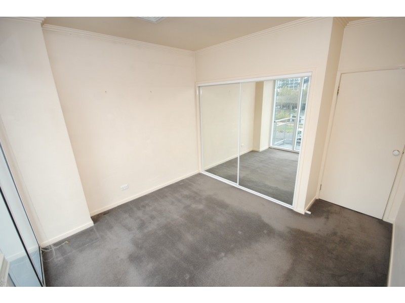 REF 24103/28 Southgate Avenue, Southbank VIC 3006