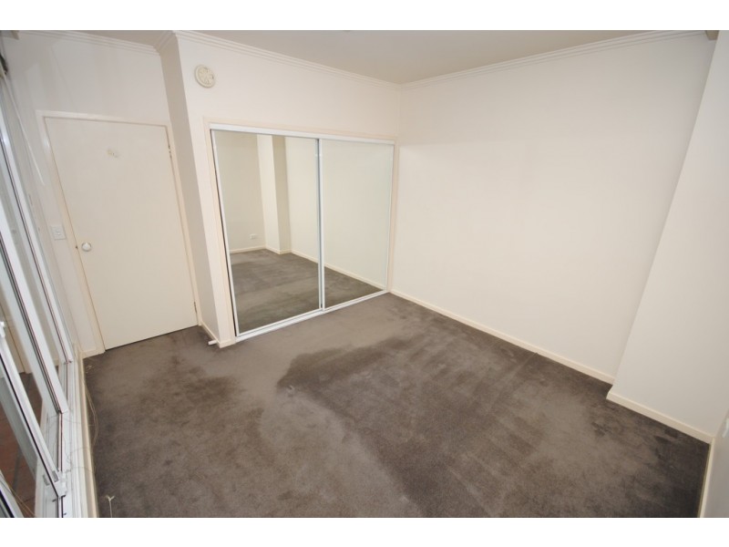 REF 24103/28 Southgate Avenue, Southbank VIC 3006