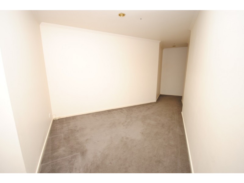 REF 24103/28 Southgate Avenue, Southbank VIC 3006