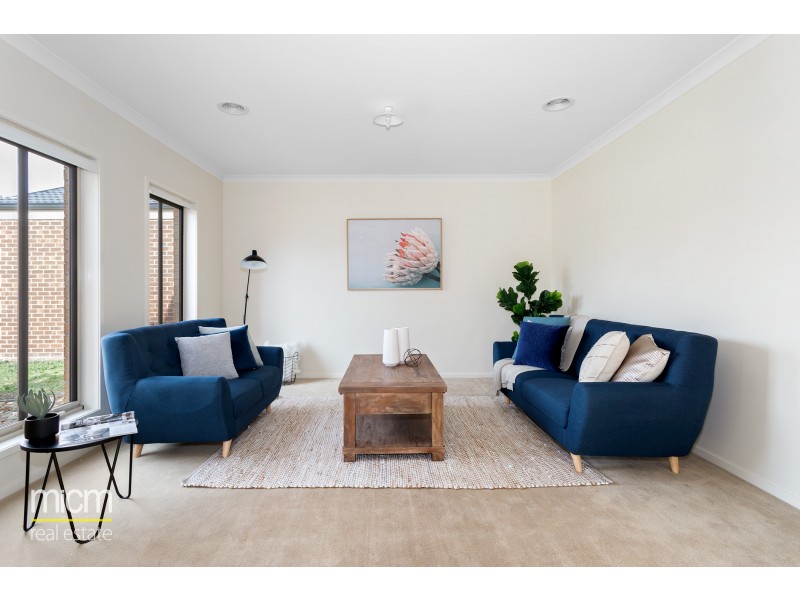 10 Misqa Avenue, Point Cook VIC 3030