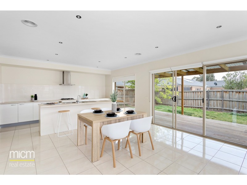 10 Misqa Avenue, Point Cook VIC 3030
