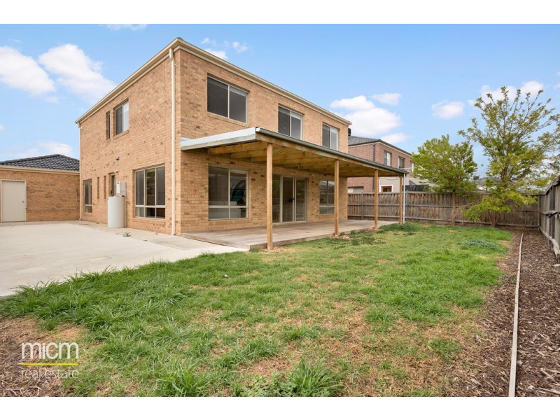 10 Misqa Avenue, Point Cook VIC 3030