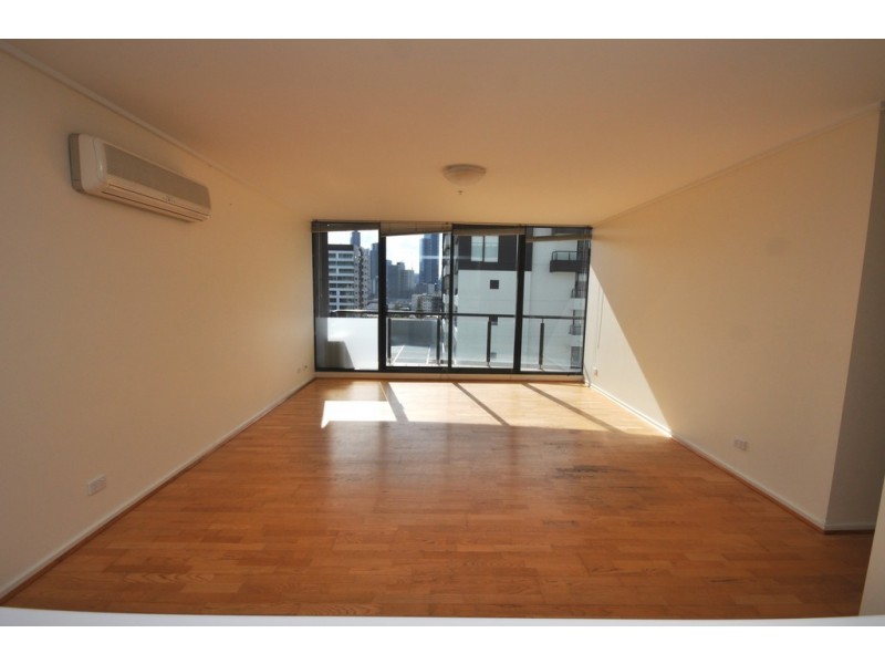 REF 43941/28 Bank Street, South Melbourne VIC 3205