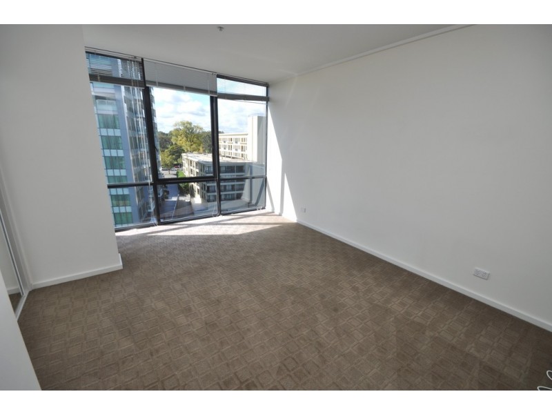 REF 43941/28 Bank Street, South Melbourne VIC 3205