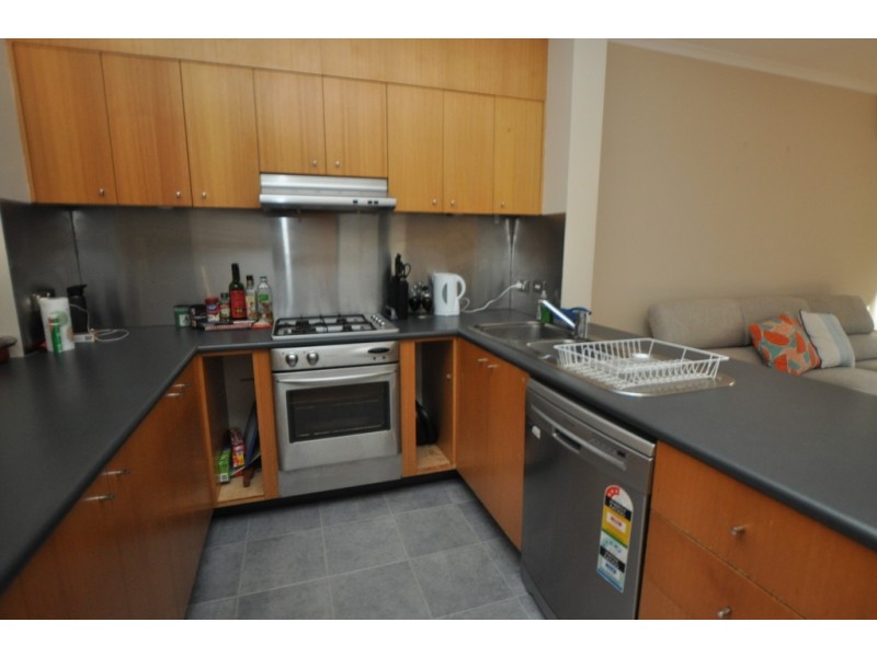 REF 24118/86 Coventry Street, Southbank VIC 3006