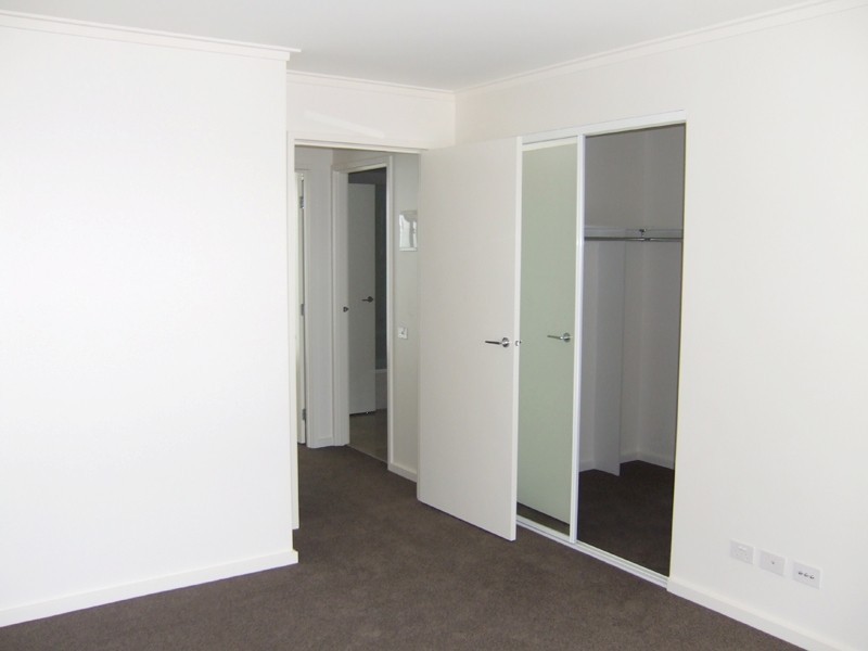 REF 24119/58 Jeffcott Street, West Melbourne VIC 3003