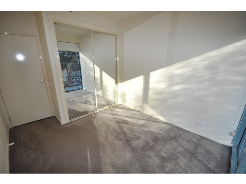 REF 24117/83 Queensbridge Street, Southbank VIC 3006