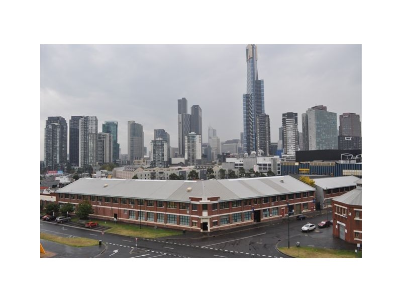 REF 24122/8 Wells Street, Southbank VIC 3006