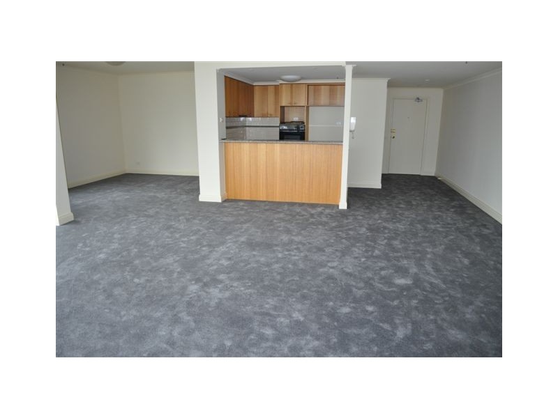 REF 24122/8 Wells Street, Southbank VIC 3006