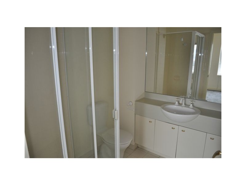 REF 24122/8 Wells Street, Southbank VIC 3006