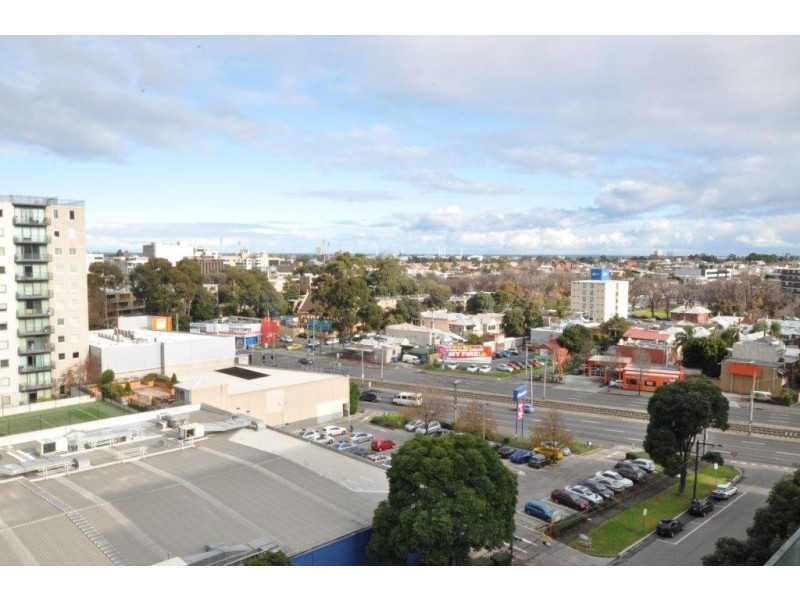 REF 24120/38 Bank Street, South Melbourne VIC 3205