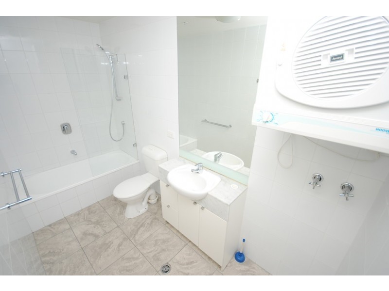 REF 24132/88 Kavanagh Street, Southbank VIC 3006