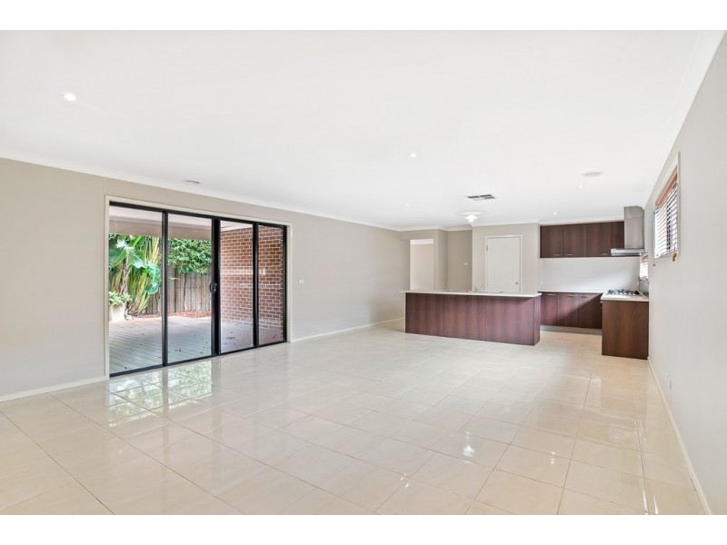 2 Hyacinth Place, Point Cook VIC 3030