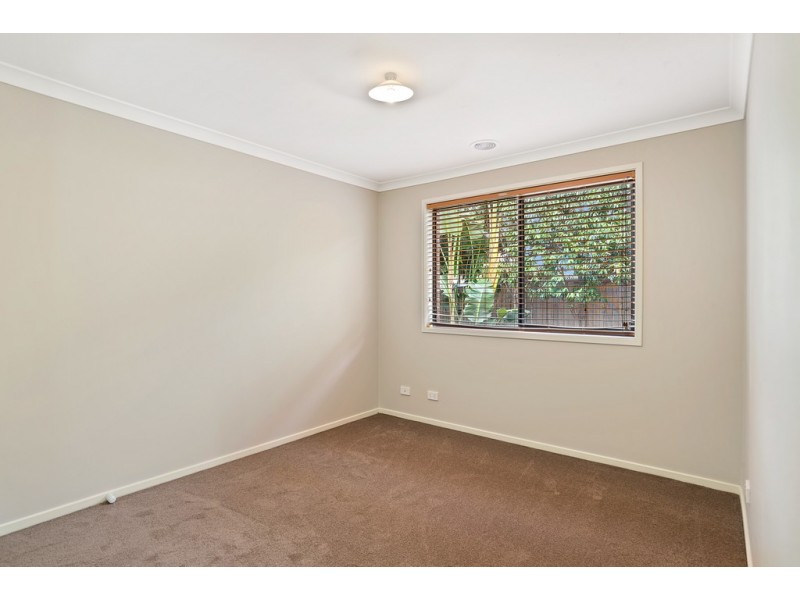 2 Hyacinth Place, Point Cook VIC 3030