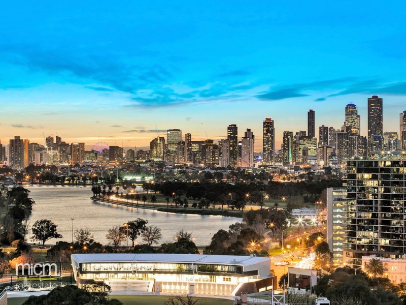 1008/3-5 St Kilda Road, St Kilda VIC 3182