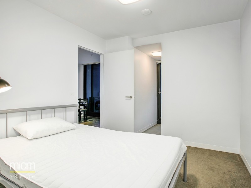 1008/3-5 St Kilda Road, St Kilda VIC 3182