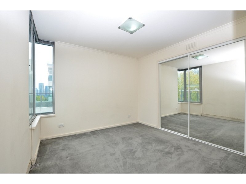 REF 24135/118 Dudley Street, West Melbourne VIC 3003