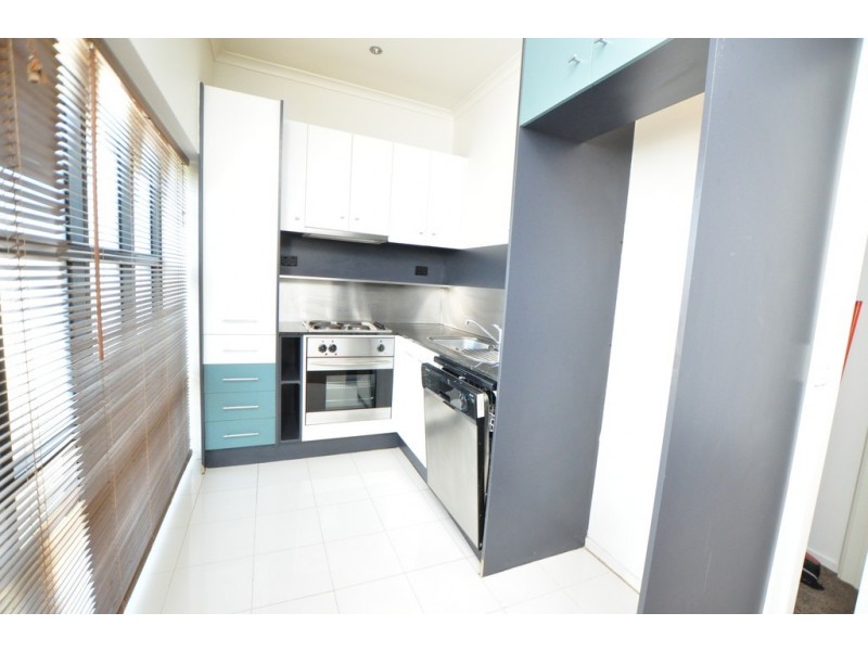 17/18 Ireland Street, West Melbourne VIC 3003