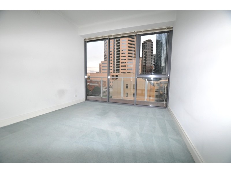 REF 24137/33 La Trobe Street, Melbourne VIC 3000