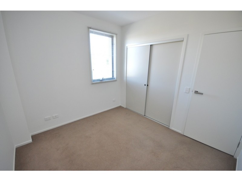 110/86 Altona Street, Kensington VIC 3031