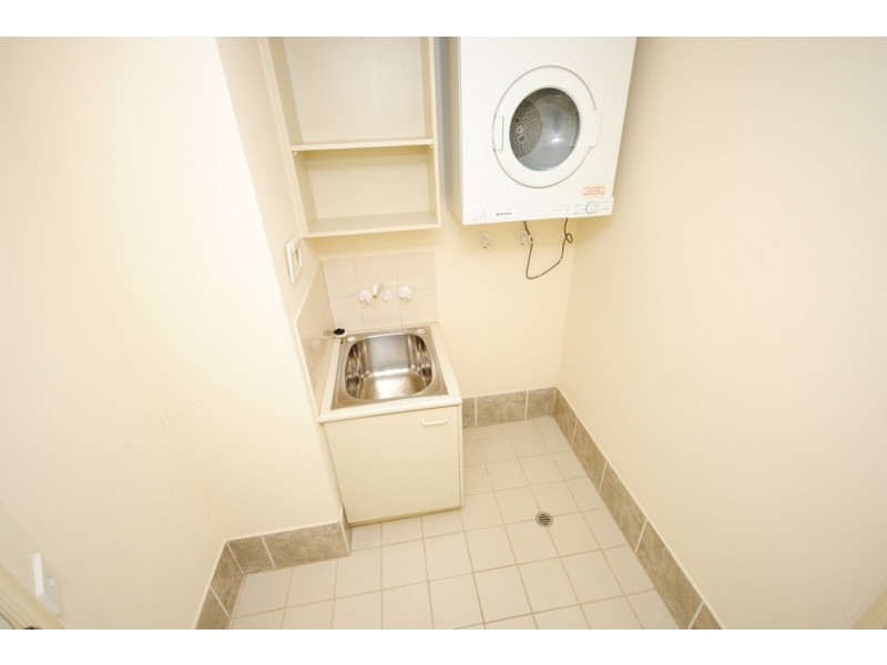 REF 24152/83 Queensbridge Street, Southbank VIC 3006