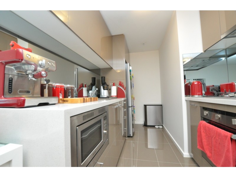 REF 24156/241 City Road, Southbank VIC 3006