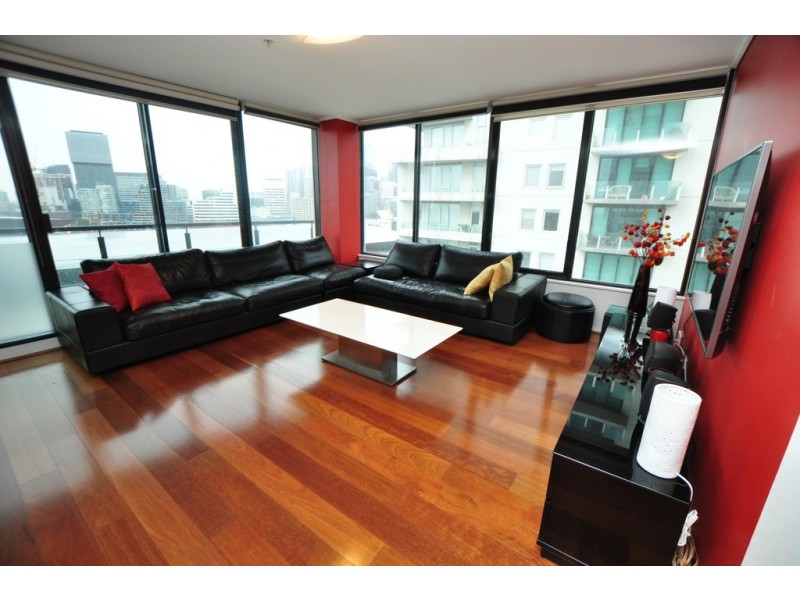 REF 24164/99 Whiteman Street, Southbank VIC 3006