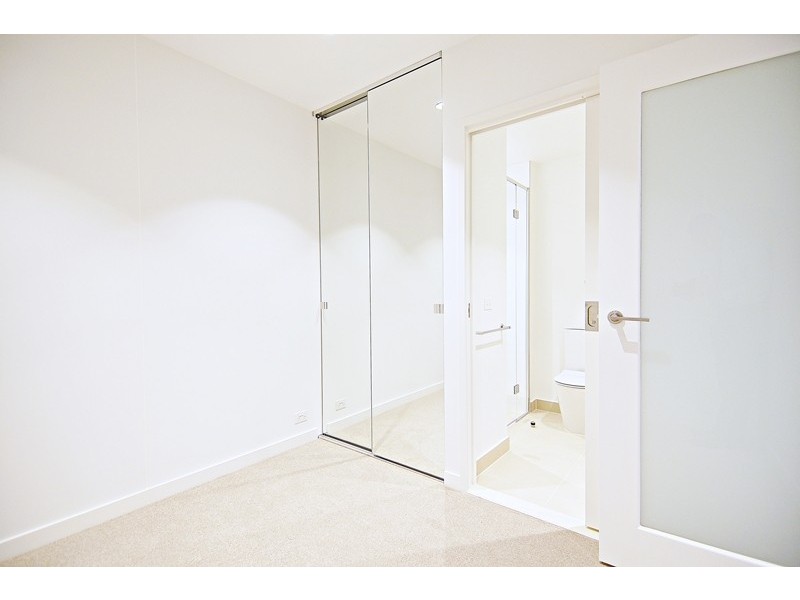 2205/45 Clarke Street, Southbank VIC 3006