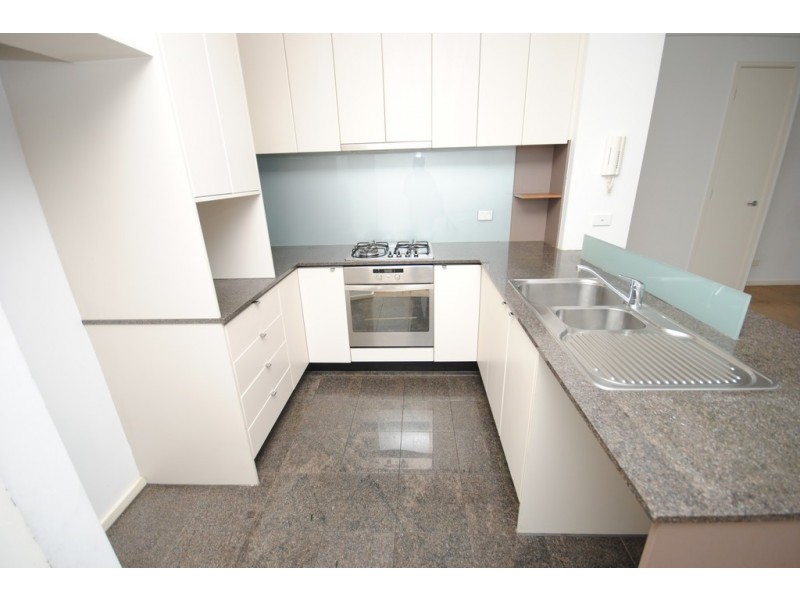 REF 24167/183 City Road, Southbank VIC 3006