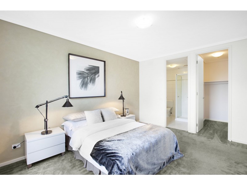 REF 24170/38 Bank Street, South Melbourne VIC 3205