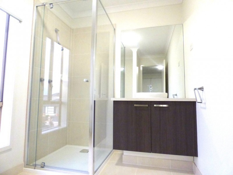 11 Solitude Crescent, Point Cook VIC 3030