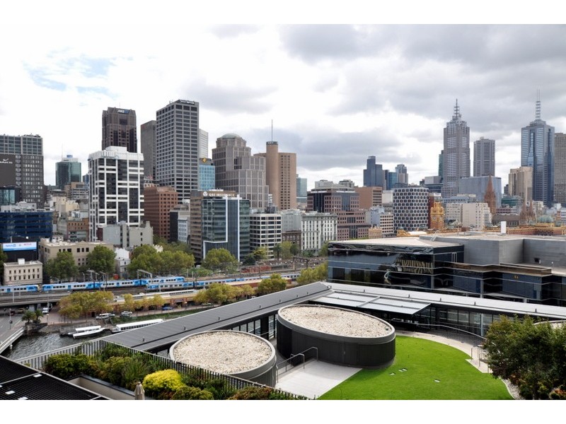 1304/1 Freshwater Place, Southbank VIC 3006