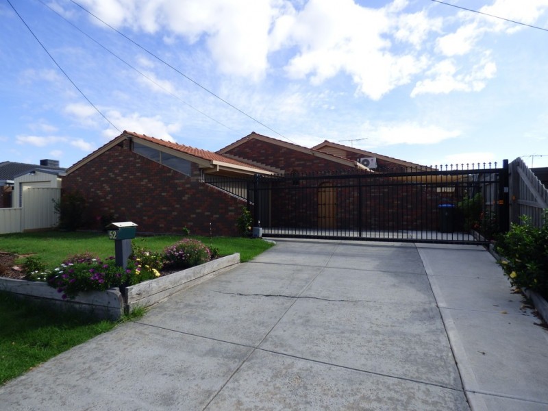 52 Huntingfield Drive, Hoppers Crossing VIC 3029