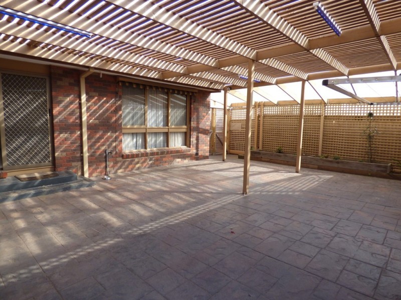 52 Huntingfield Drive, Hoppers Crossing VIC 3029