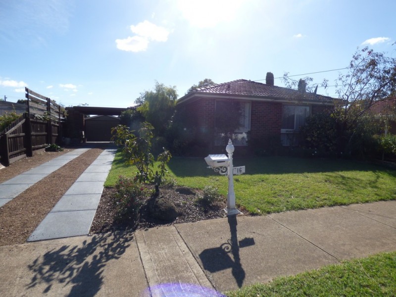 16 Sheahan Crescent, Hoppers Crossing VIC 3029