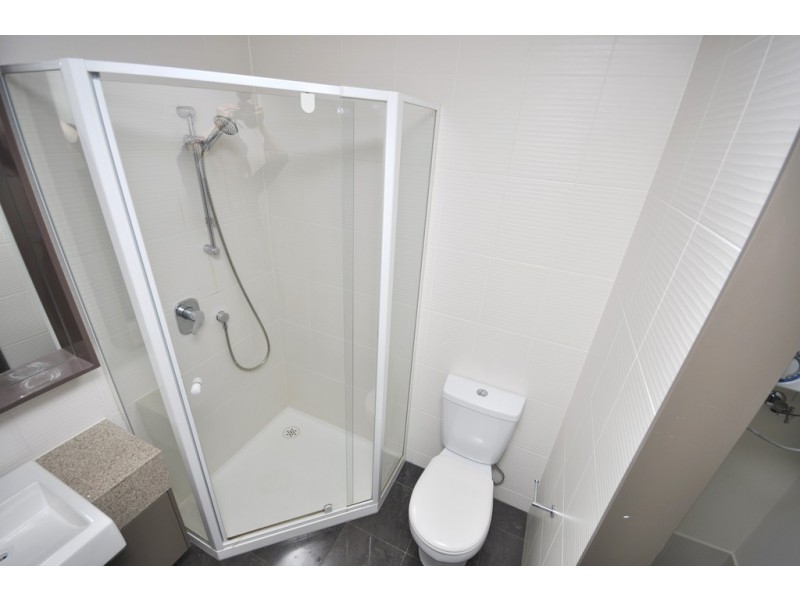 REF 24183/180 City Road, Southbank VIC 3006