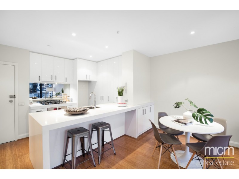 708/28 Bank Street, South Melbourne VIC 3205