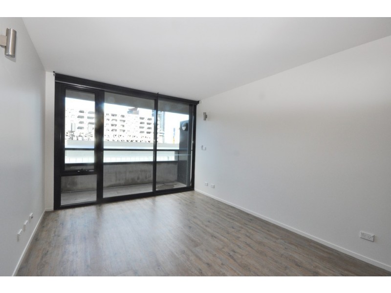 718/838 Bourke Street, Docklands VIC 3008