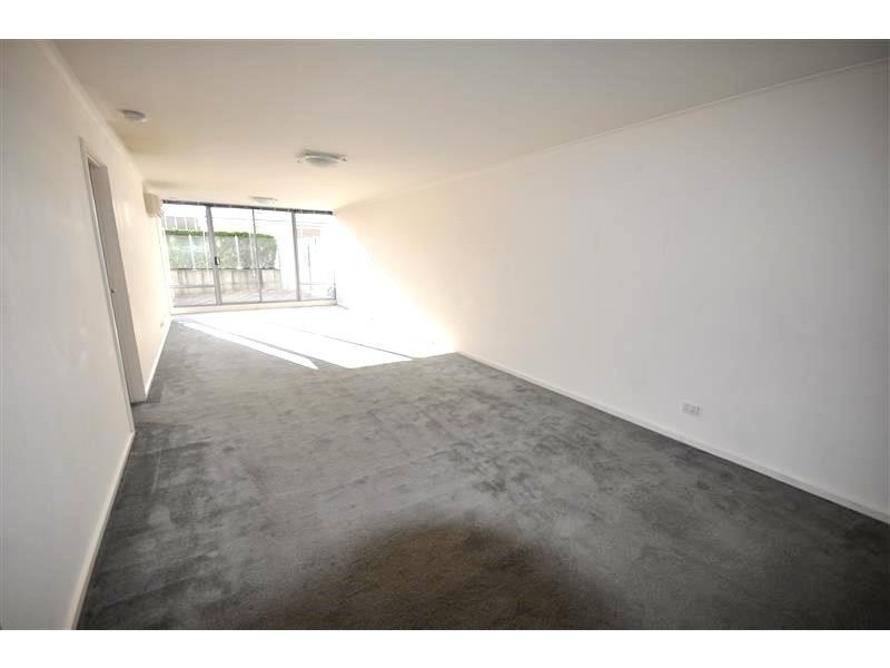 REF 24197/118 Dudley Street, West Melbourne VIC 3003