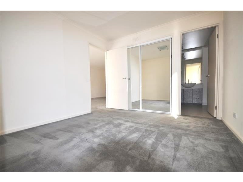 REF 24197/118 Dudley Street, West Melbourne VIC 3003