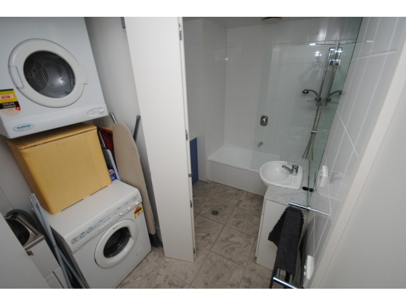 REF 24198/183 City Road, Southbank VIC 3006